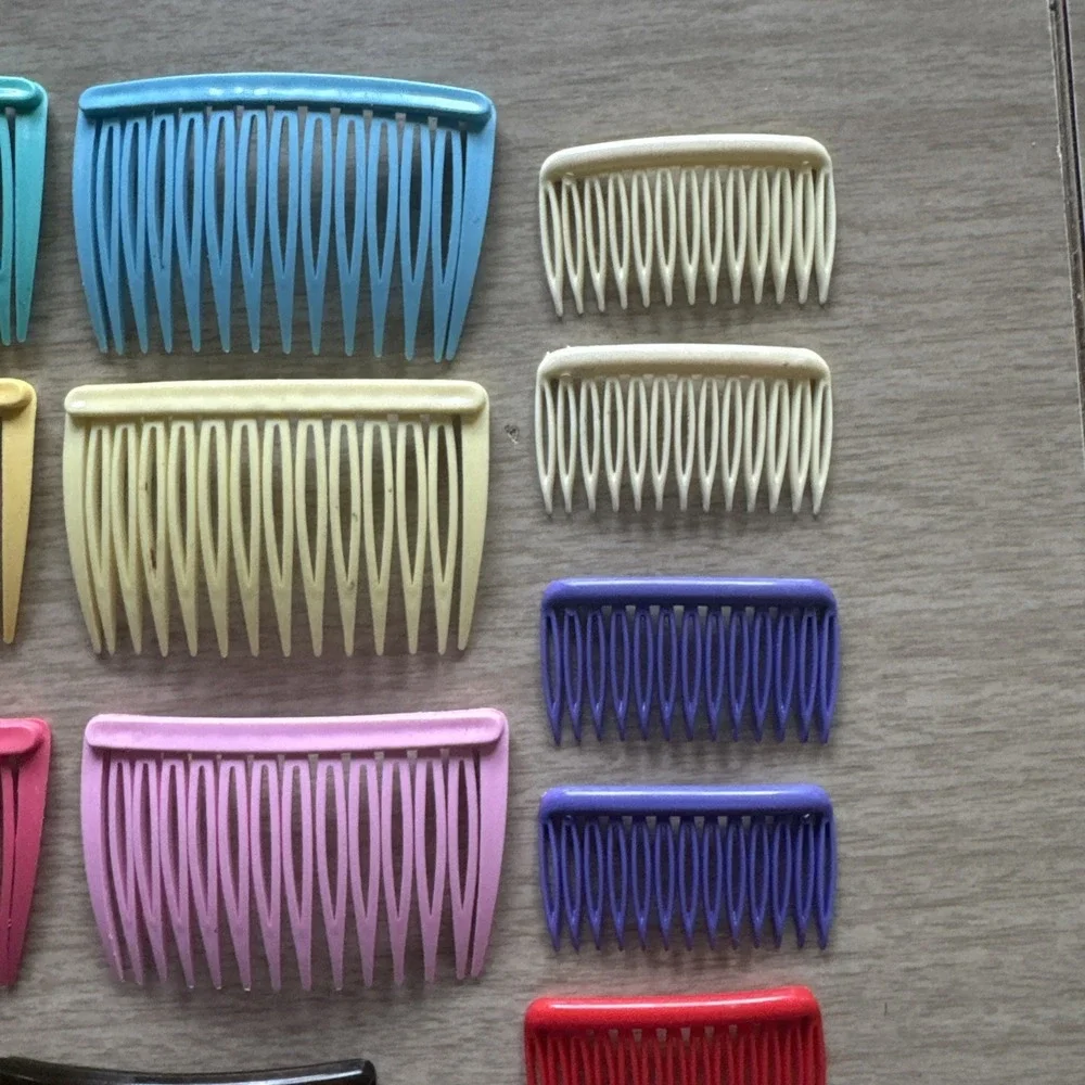 Vtg Lot of 17 GOODY Hair Combs Side Combs 1980s Retro 2-2.5